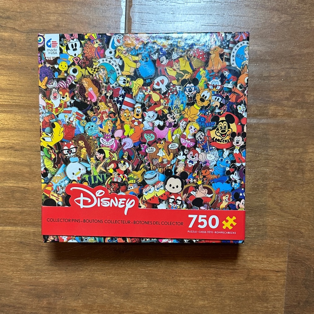 Disney Collector Pins 750-Piece Puzzle